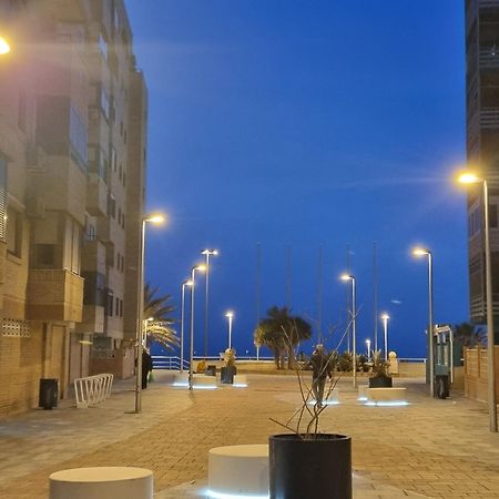 Apartamento en paseo marítimo Almería Exterior foto